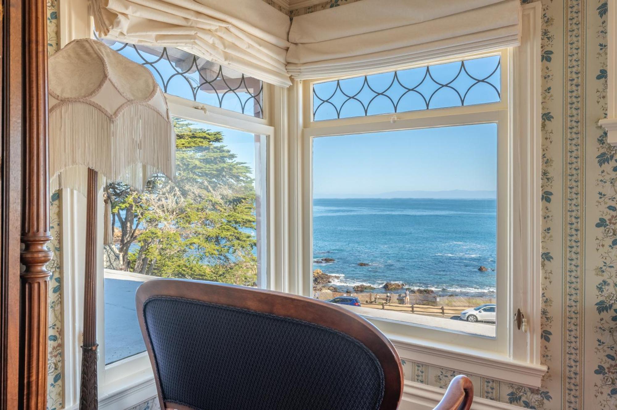Martine Inn Pacific Grove Exterior photo